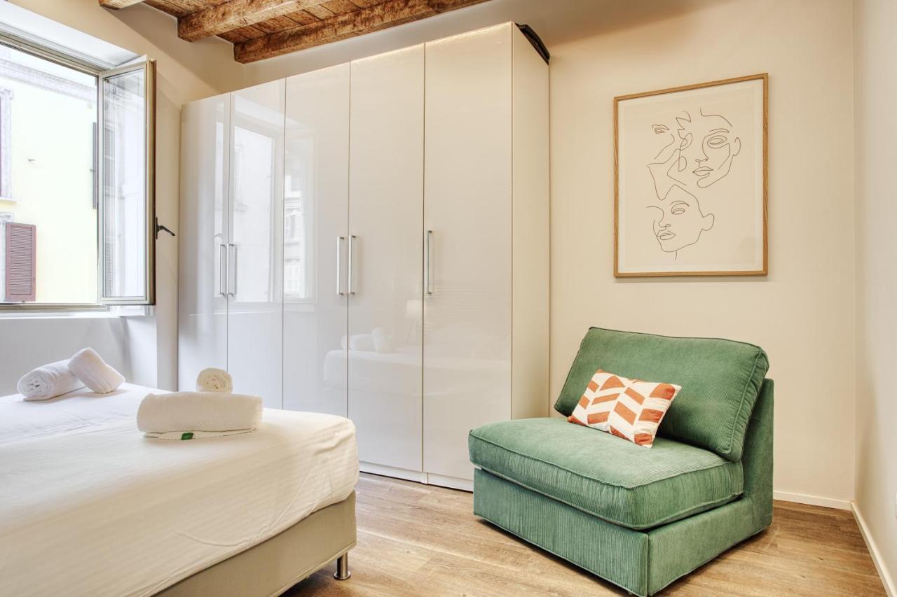 Joivy Delightful 1-Bed Flat In The Centre Of Milan Milão Exterior foto