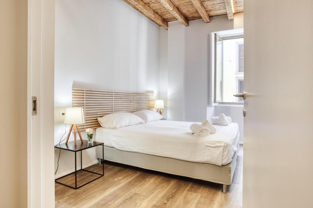 Joivy Delightful 1-Bed Flat In The Centre Of Milan Milão Exterior foto